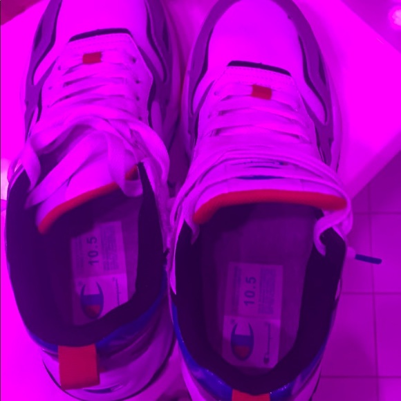 Champion shoes - Picture 2 of 4